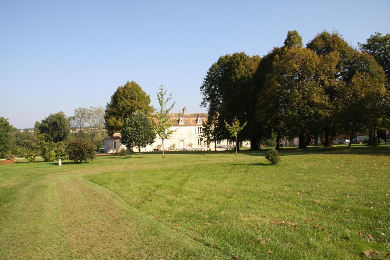 Château Manoir de la Lèche Touvre Exterior foto