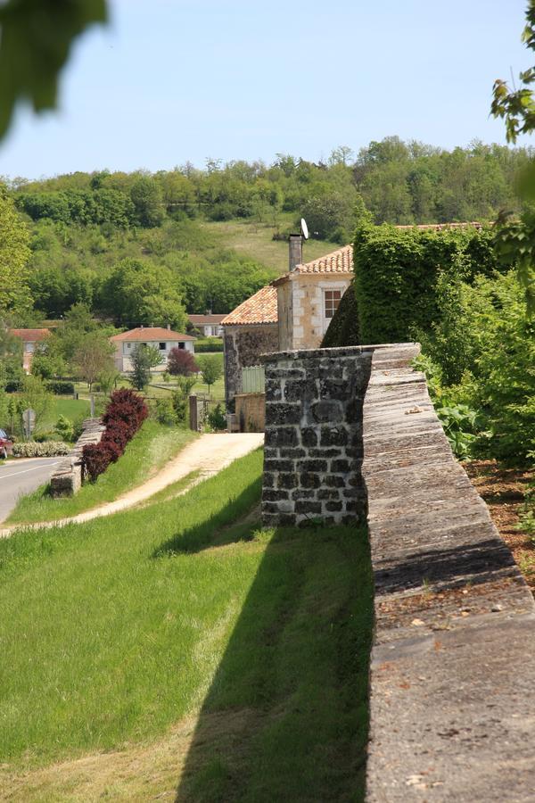 Château Manoir de la Lèche Touvre Exterior foto
